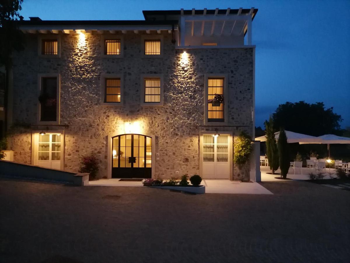 Relais Ca' Morenica Valeggio sul Mincio Exteriör bild