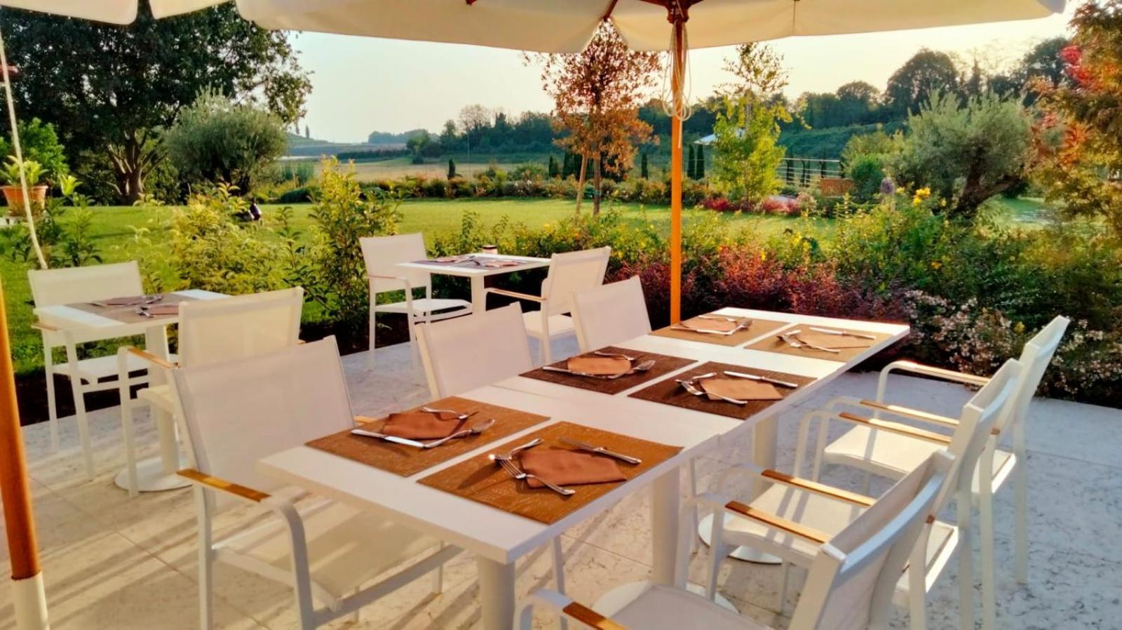 Relais Ca' Morenica Valeggio sul Mincio Exteriör bild