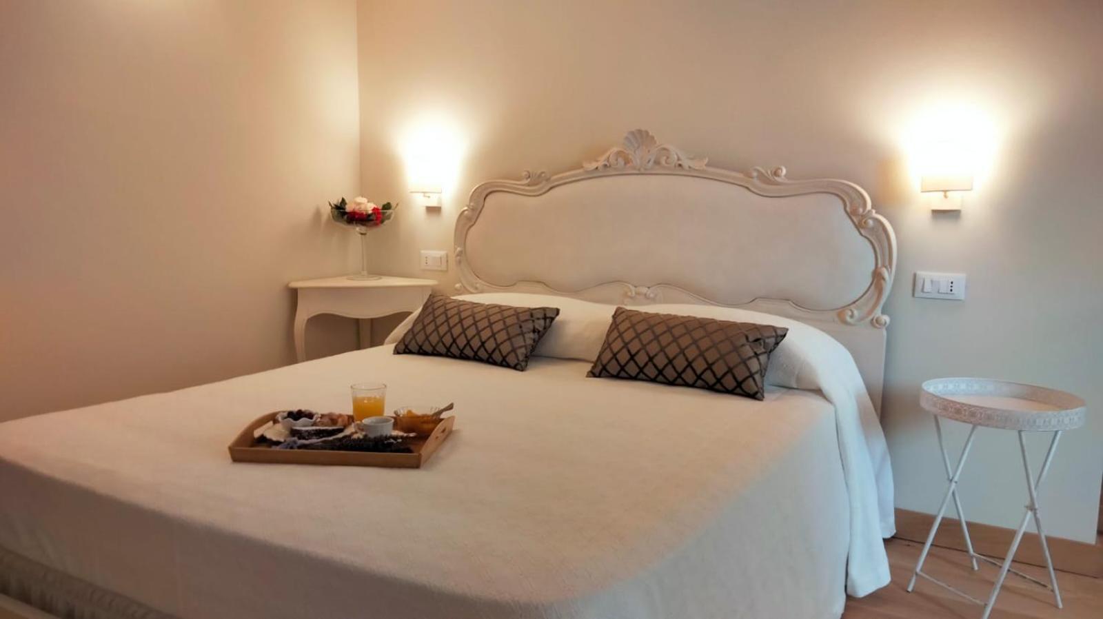 Relais Ca' Morenica Valeggio sul Mincio Exteriör bild