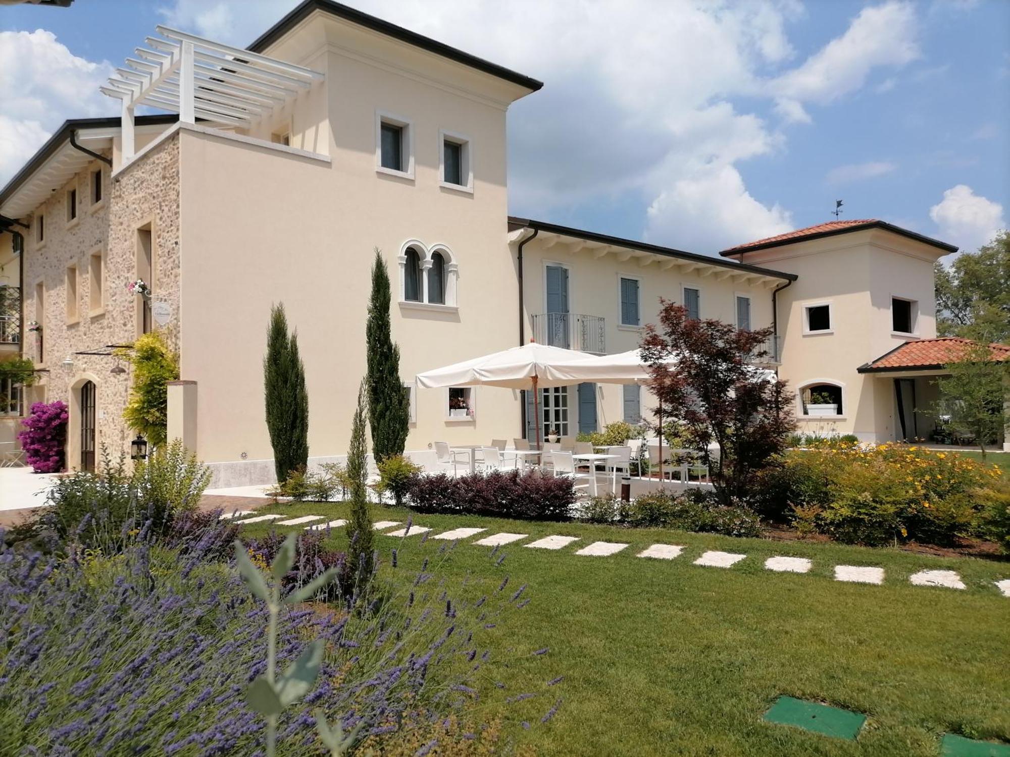 Relais Ca' Morenica Valeggio sul Mincio Exteriör bild